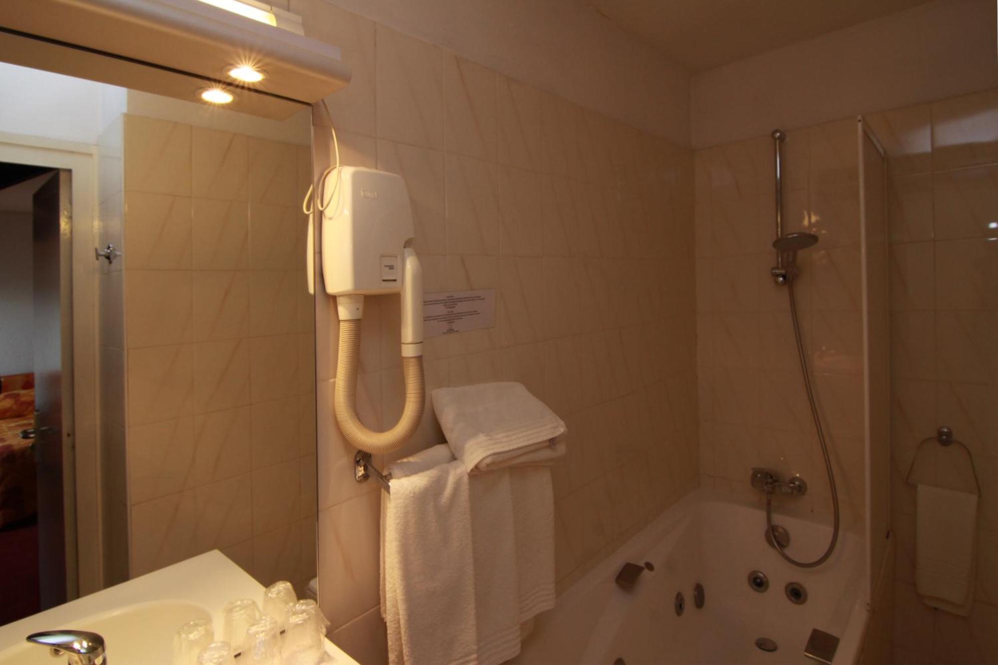 Hotel D'Angleterre Grenoble Hyper-Centre Εξωτερικό φωτογραφία
